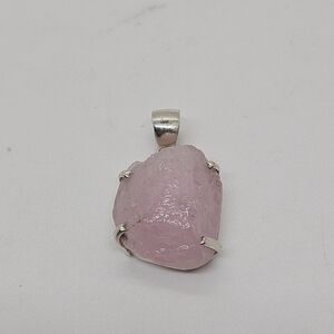 sterling silver rose quartz pendant